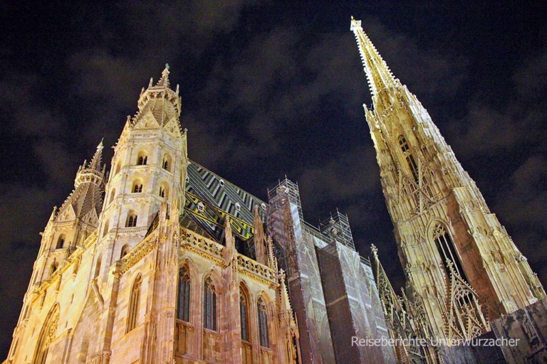 Wien bei Nacht - Stephansdom ...