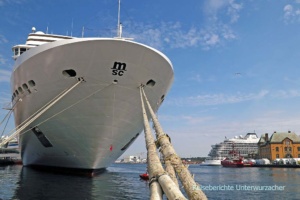 Imposante Kreuzfahrtschiffe in Stavanger ...