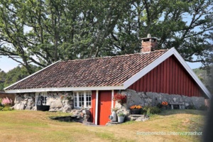 ... typisch norwegisches Haus ...