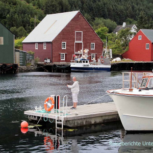 Der Fischereihafen Fosnavåg an der Westküste Norwegens ist unser heutiger Übernachtungsplatz ...