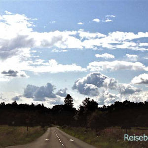 ... auf dem Weg zur Queen nach Balmoral Castle sehen wir schöne Wolkengebilde ...