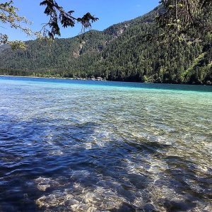 Weißensee: Türkisblaues Wasser, wie in der Karibik ...